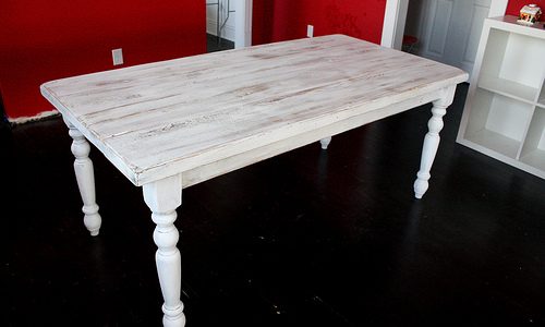 Knotty Pine Transitional English Country Dining Table Legs